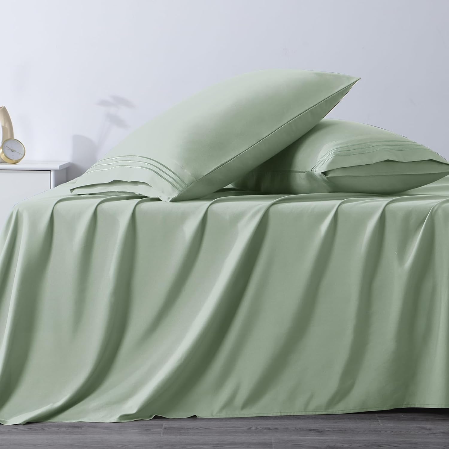 2 Pack - Queen Size 20x30 Inch Sage Green Microfiber Pillowcases with Envelope Closure, Soft and Breathable