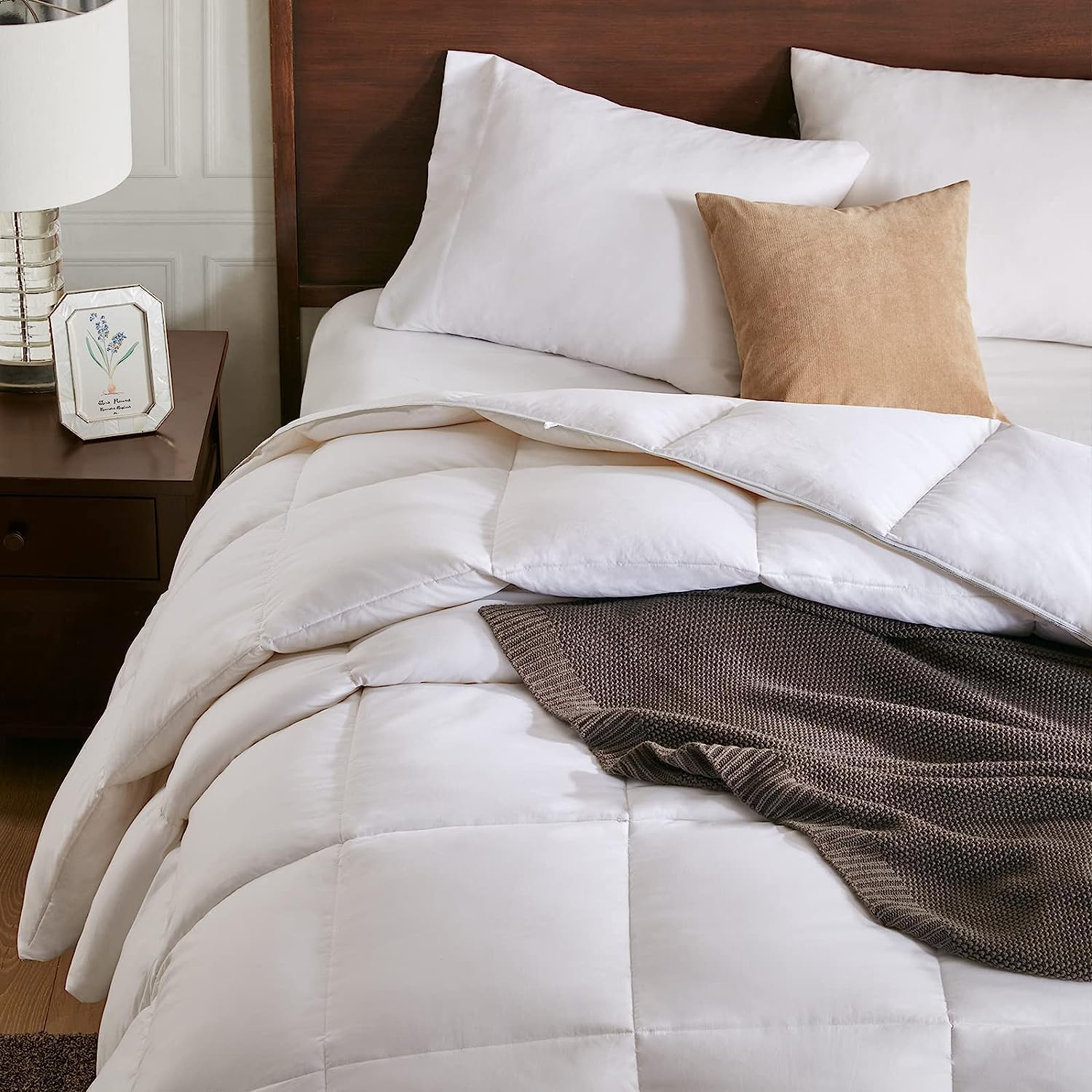 All Season Down Feather Fibers Comforter King Size - Ultra-Soft Extra Fluffy Hotel Collection Duvet Insert Fluffy Medium Warm Quilt Comforter with Corner Tabs(106x90, White)